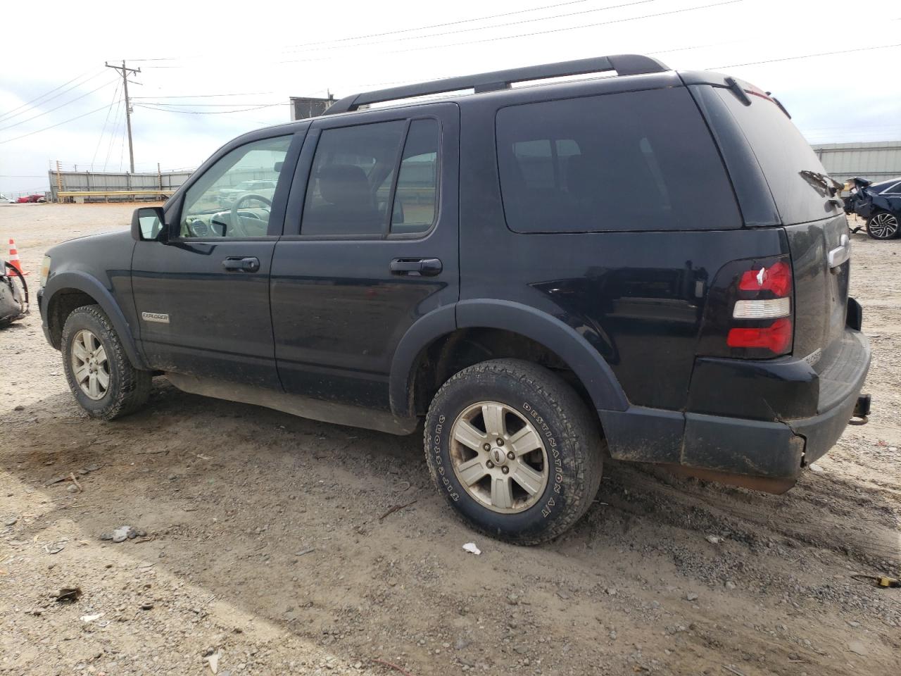 1FMEU73E77UA47602 2007 Ford Explorer Xlt