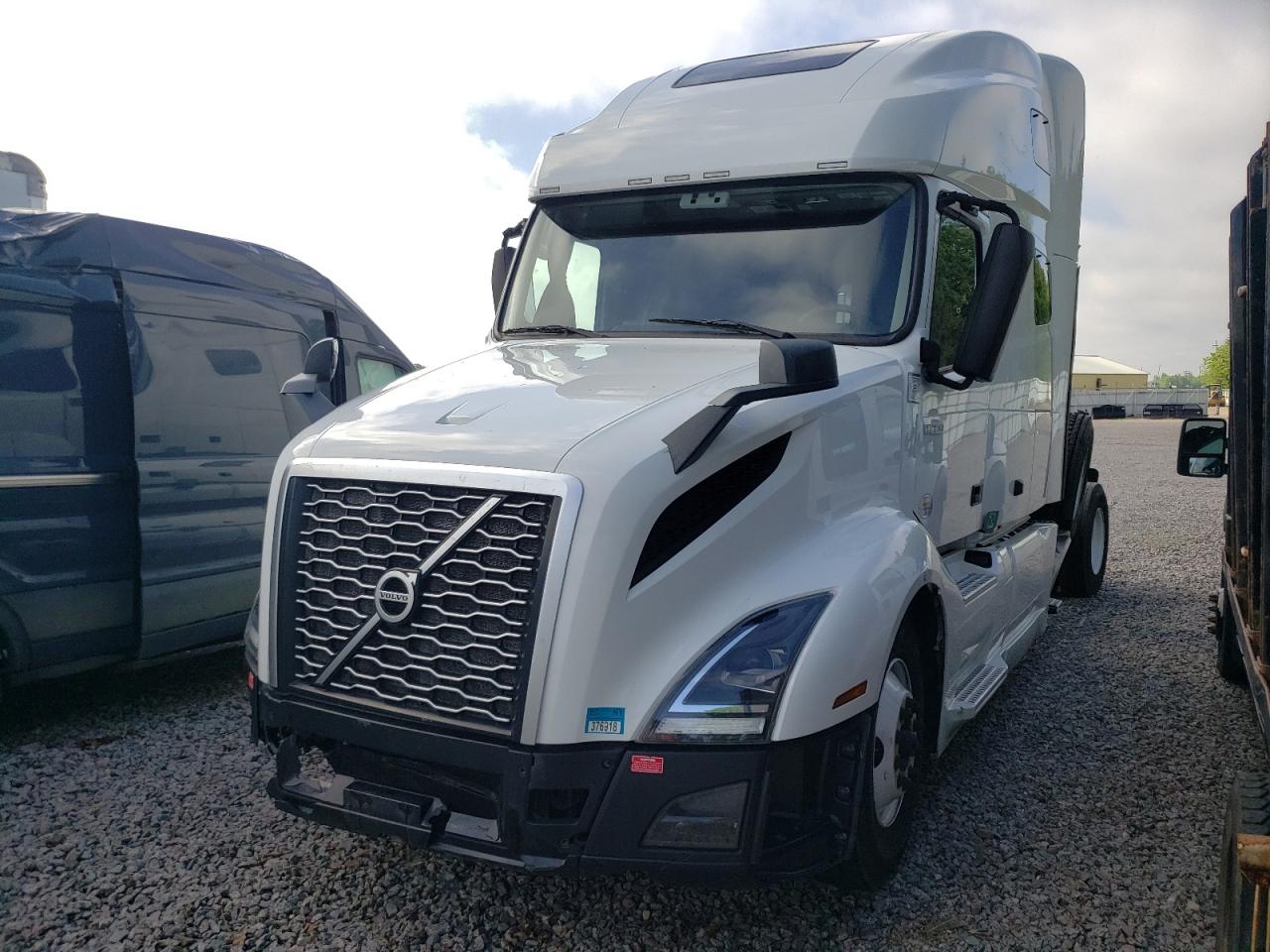 4V4NC9EH7PN320191 2023 Volvo Vn Vnl