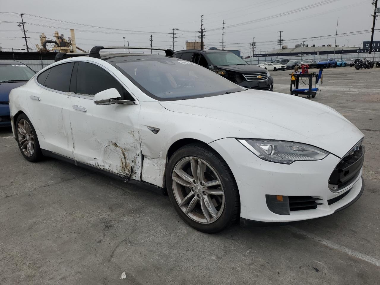 5YJSA1E17GF121908 2016 Tesla Model S