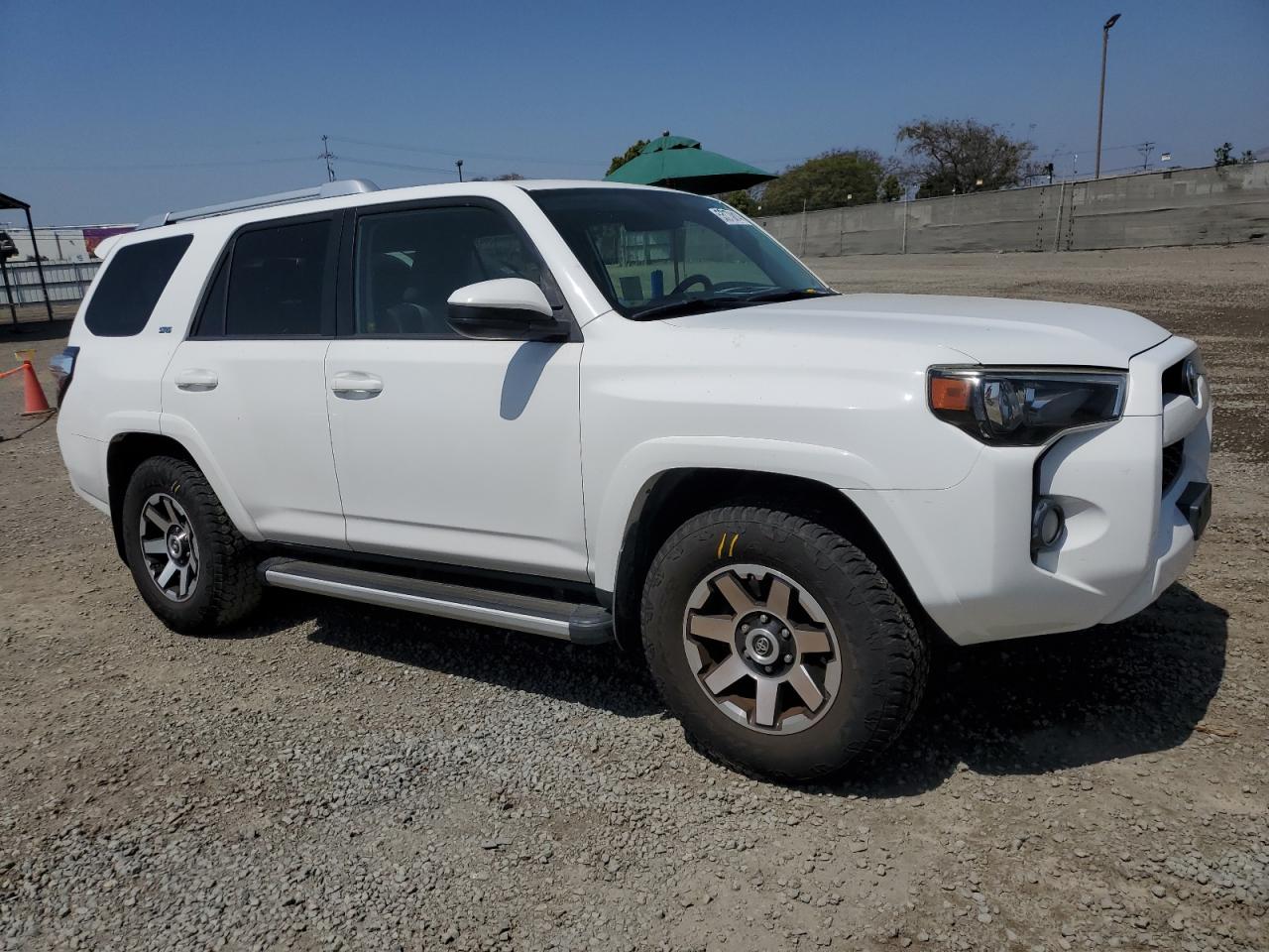 JTEZU5JR2F5093049 2015 Toyota 4Runner Sr5