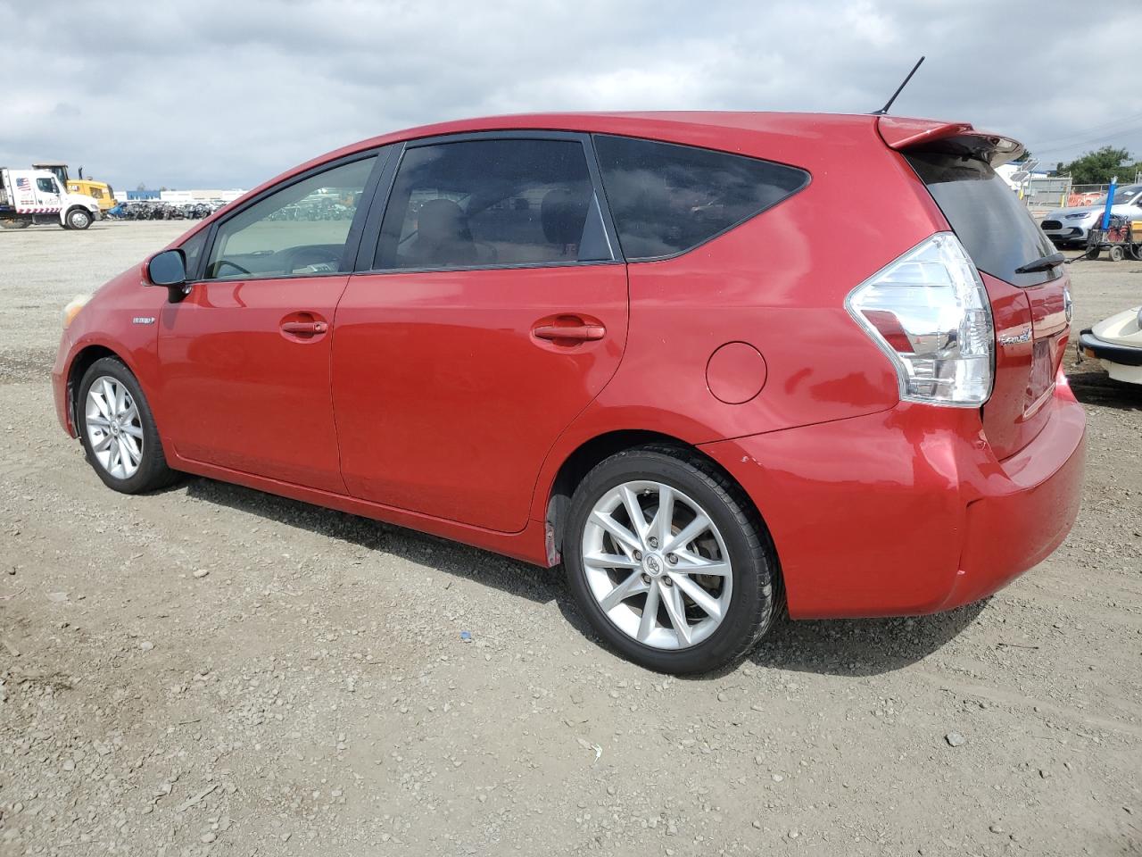 JTDZN3EU8C3167148 2012 Toyota Prius V