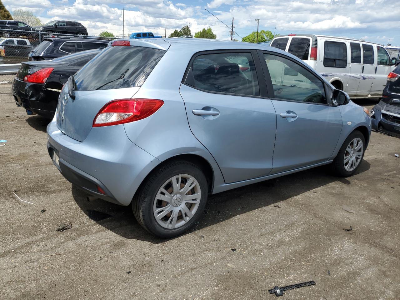 JM1DE1KY6D0161812 2013 Mazda Mazda2