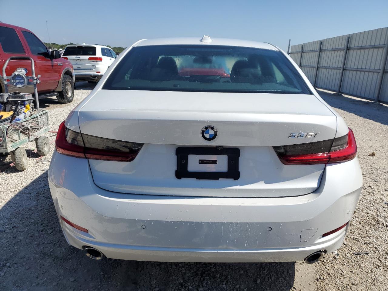 3MW69FF08P8D71995 2023 BMW 330I