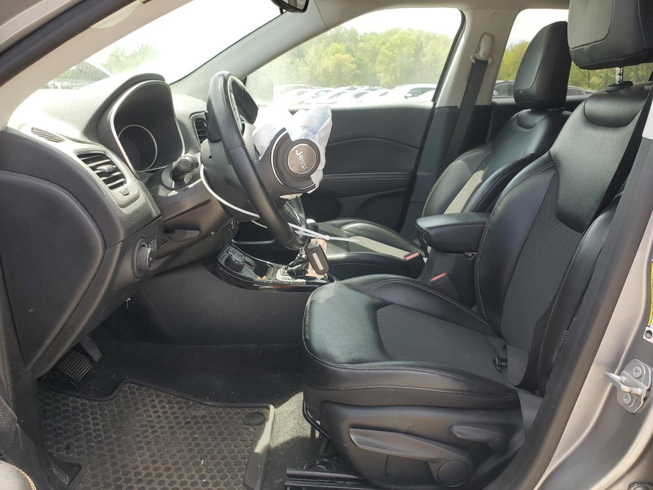 3C4NJDBB0JT254496 2018 Jeep Compass Latitude