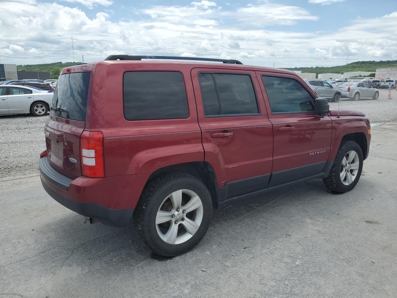 1C4NJRFB2ED726961 2014 Jeep Patriot Latitude