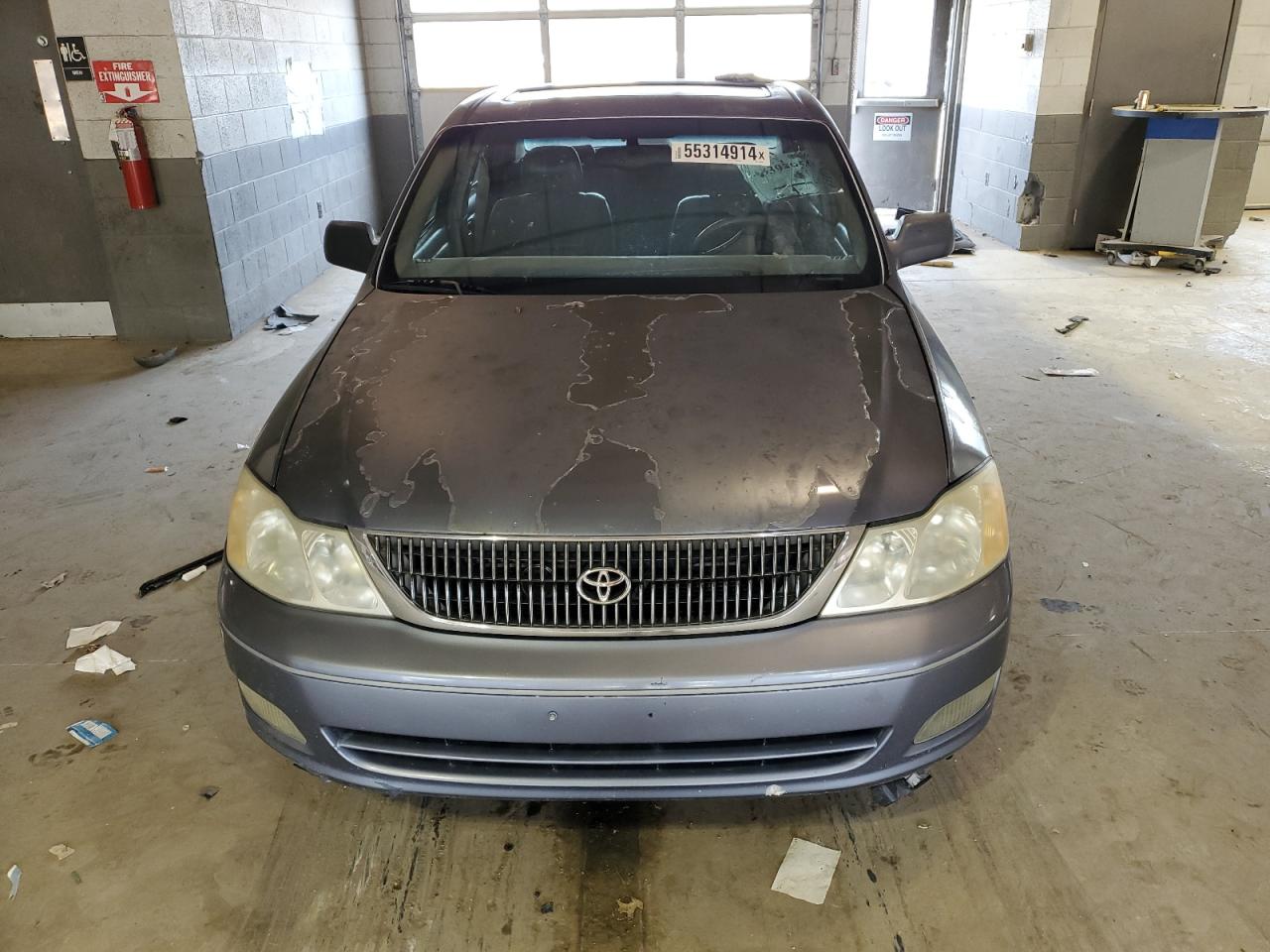 4T1BF28B9YU001995 2000 Toyota Avalon Xl