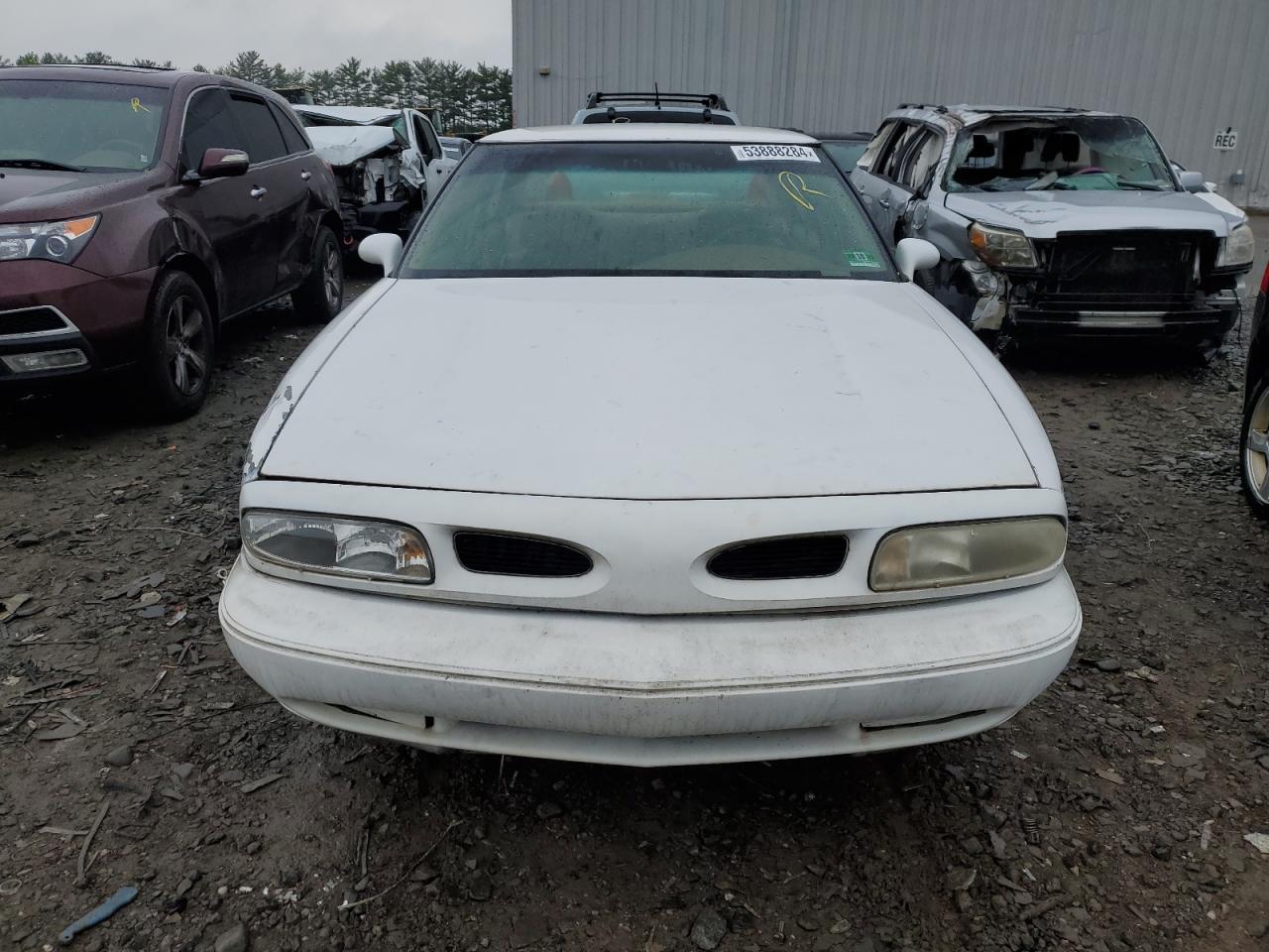 1G3HN52K4W4816534 1998 Oldsmobile 88 Base