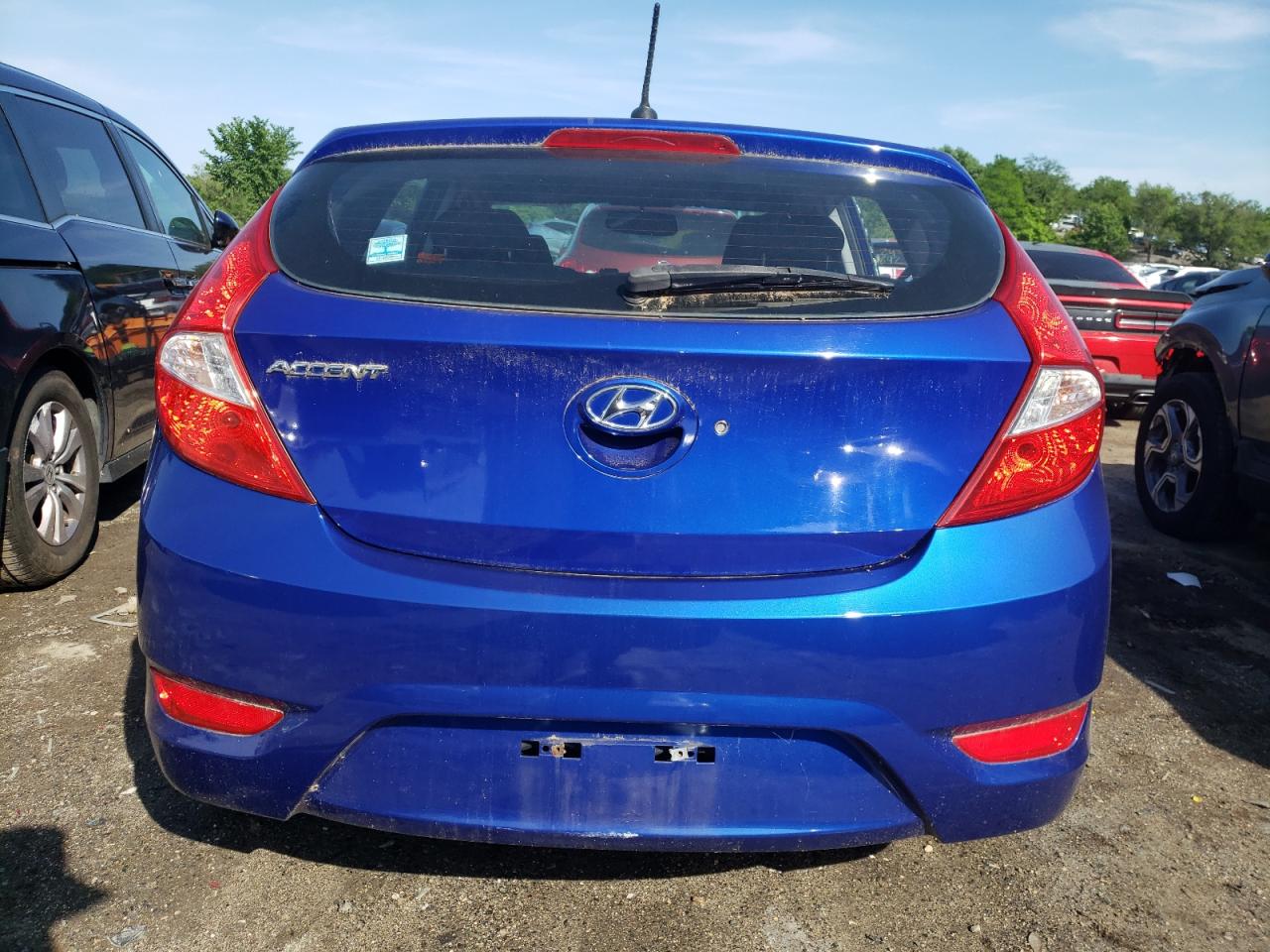 KMHCT5AE0CU045735 2012 Hyundai Accent Gls