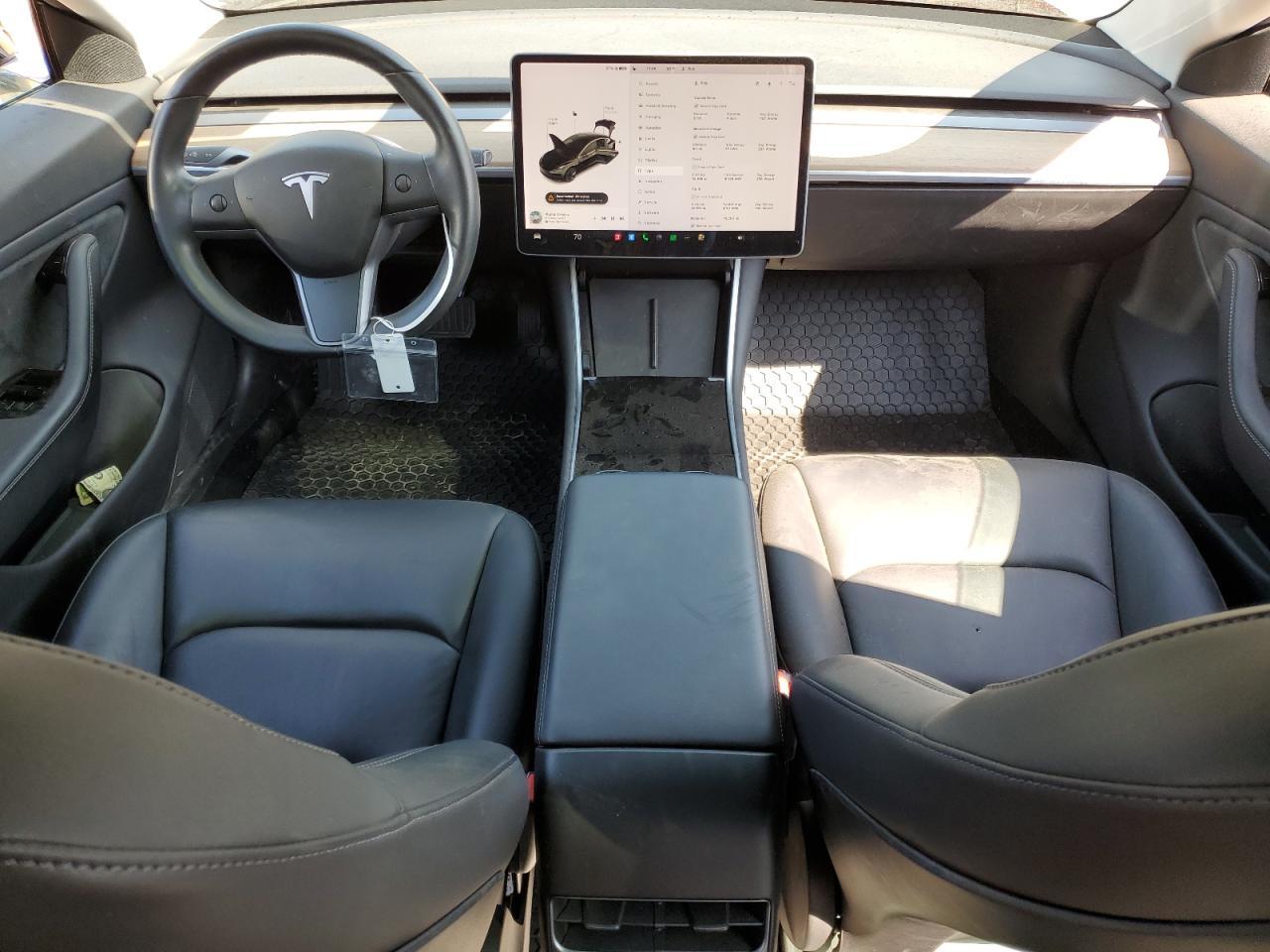 5YJ3E1EA8KF307121 2019 Tesla Model 3