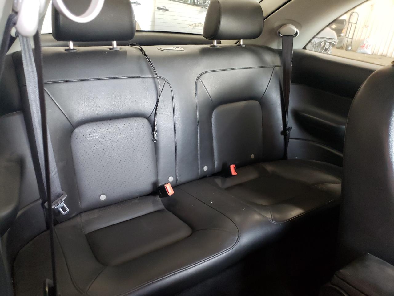 3VWPW3AG0AM035918 2010 Volkswagen New Beetle