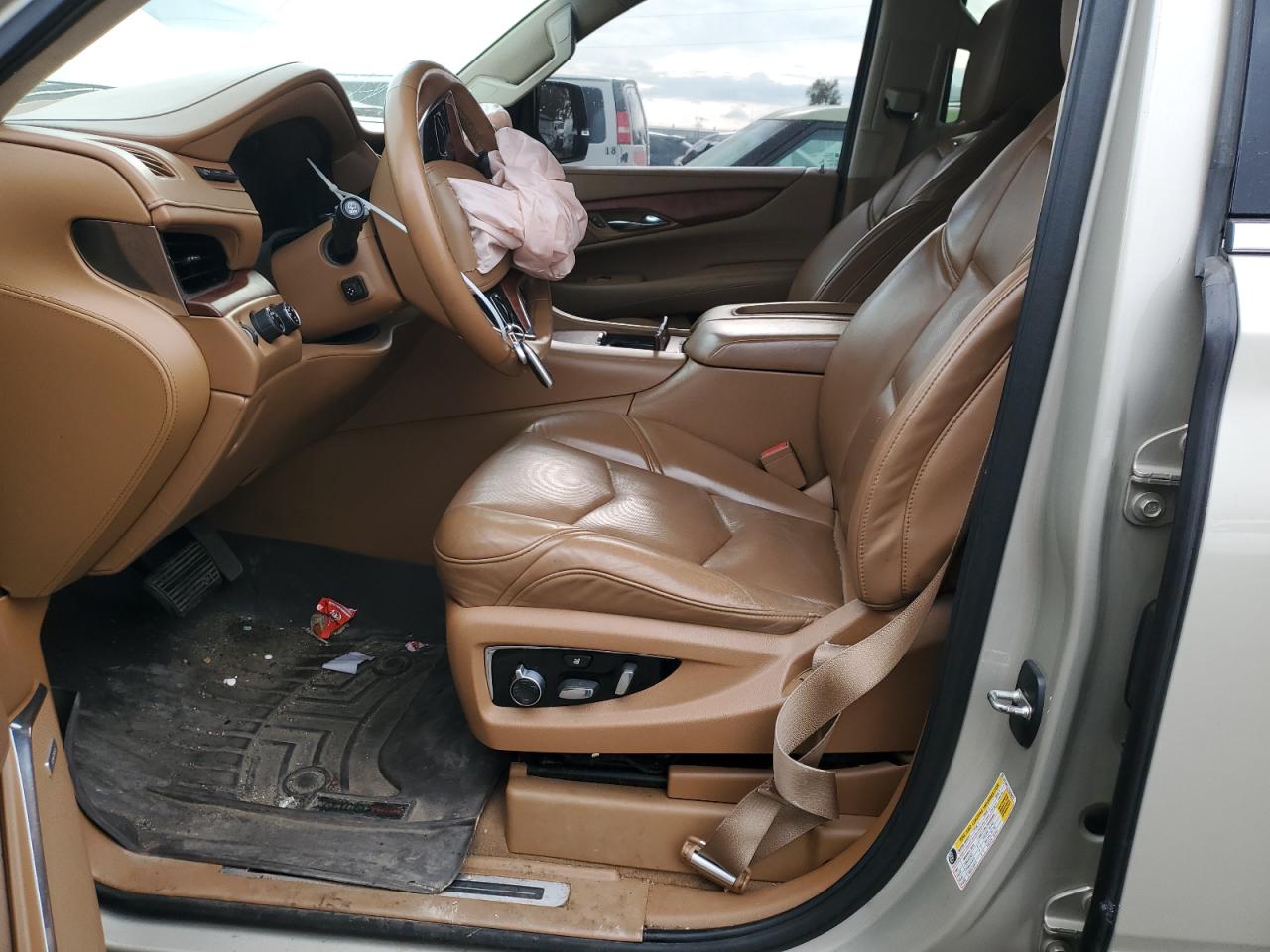 1GYS4PKJ7FR629975 2015 Cadillac Escalade Platinum