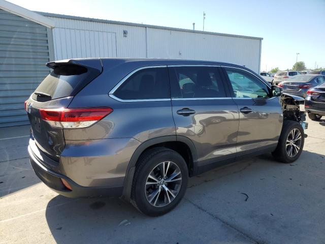 VIN 5TDBZRFHXKS974004 2019 Toyota Highlander, LE no.3