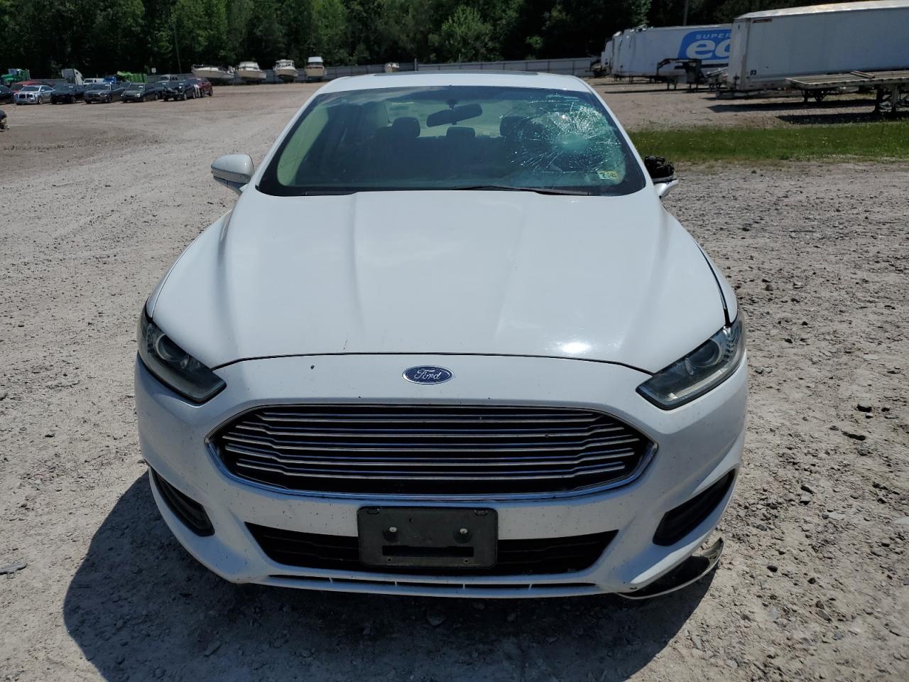 1FA6P0H74E5374263 2014 Ford Fusion Se