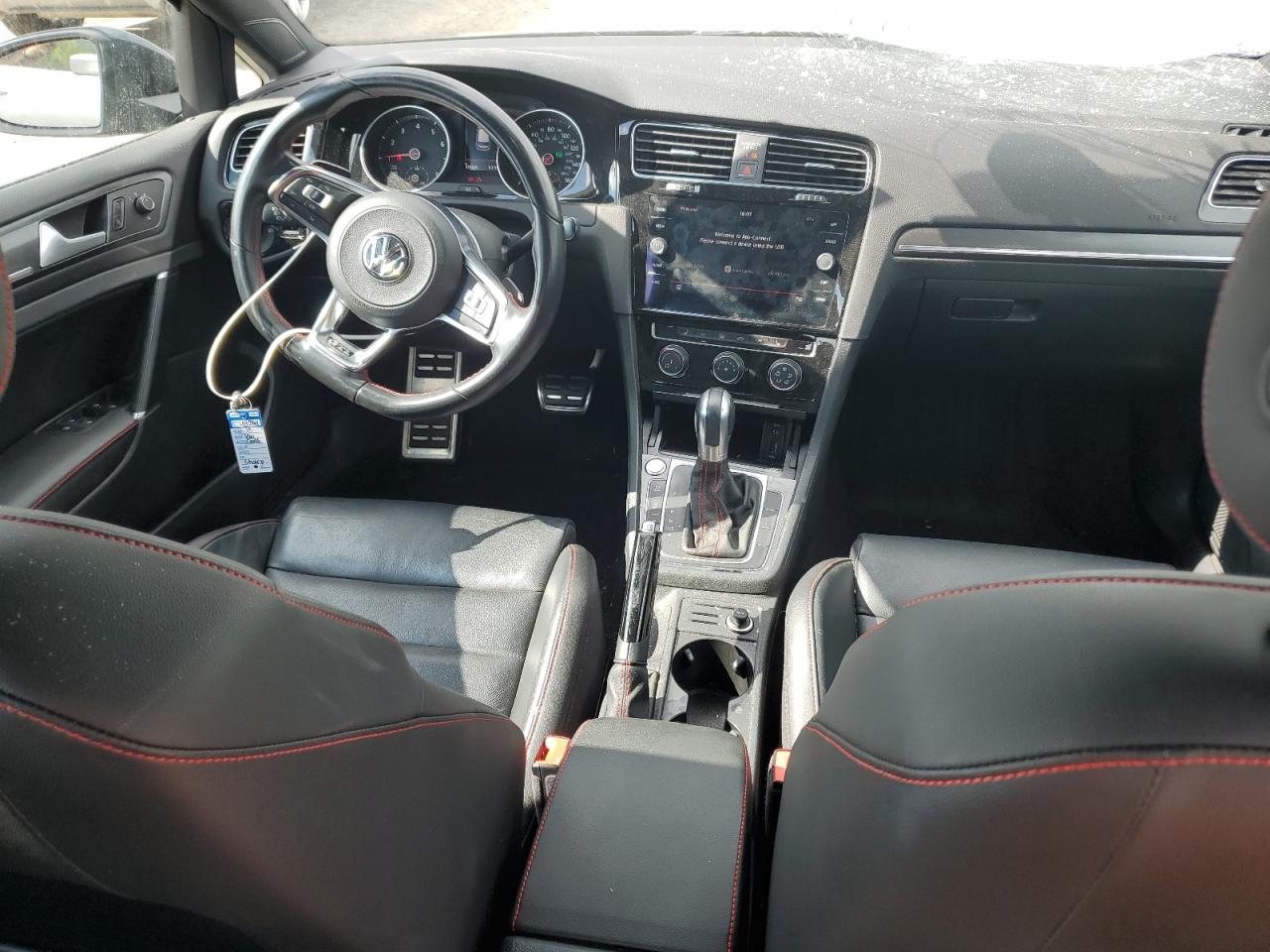 3VW447AU7JM290037 2018 Volkswagen Gti S/Se