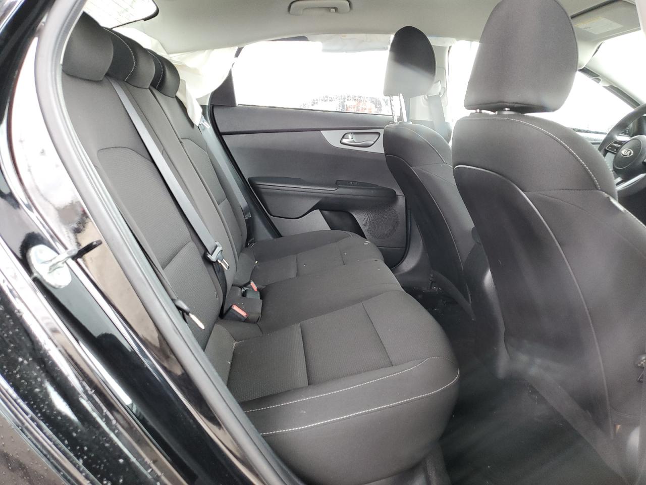 3KPF24AD3ME339443 2021 Kia Forte Fe