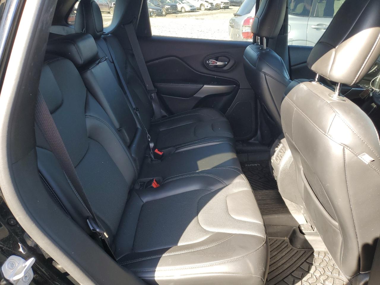 1C4PJMDX6KD484035 2019 Jeep Cherokee Limited