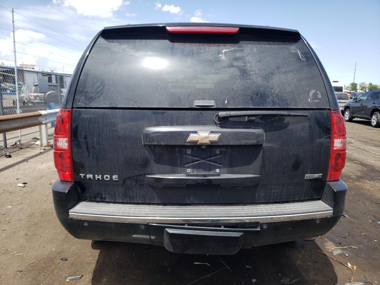 1GNUKCE02AR152467 2010 Chevrolet Tahoe K1500 Ltz