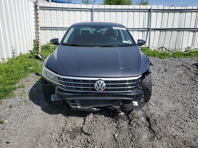  VOLKSWAGEN PASSAT 2016 Сірий