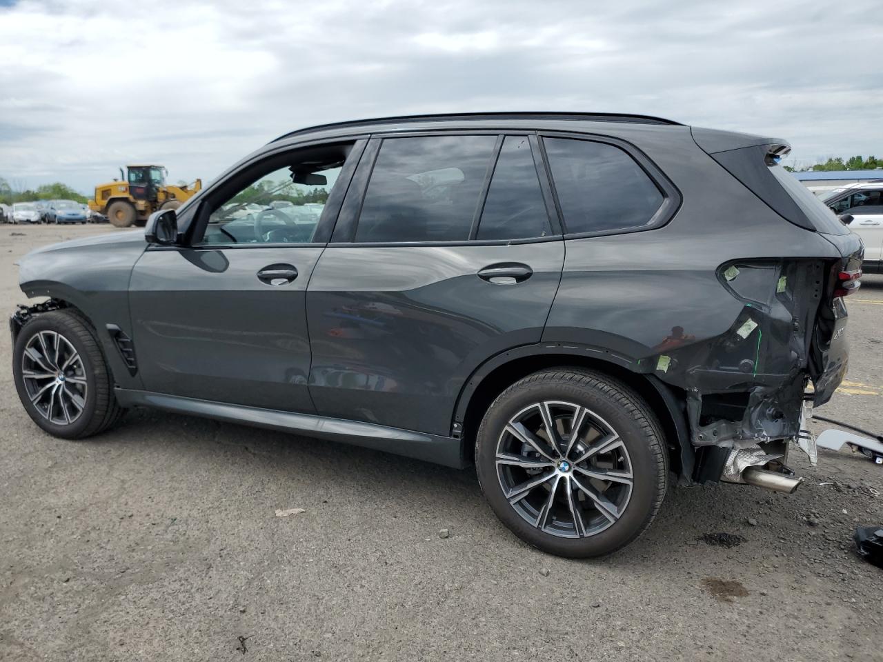 5UX23EU07R9U09739 2024 BMW X5 xDrive40I