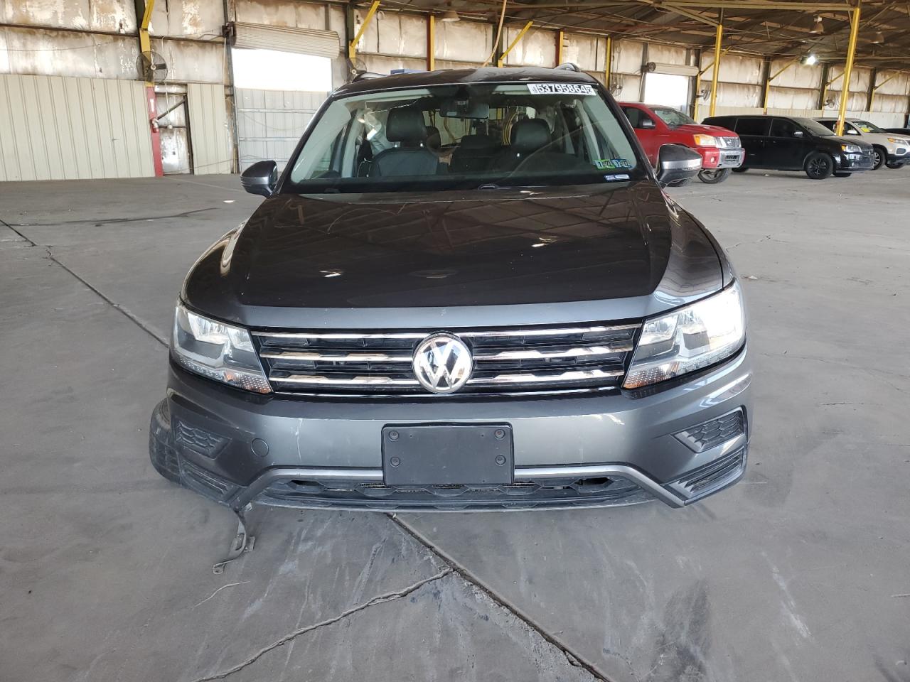 3VV2B7AXXJM136109 2018 Volkswagen Tiguan Se