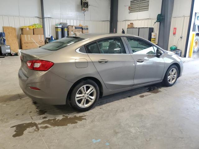 Vin: 1g1be5sm3j7215283, lot: 53747944, chevrolet cruze lt 20183