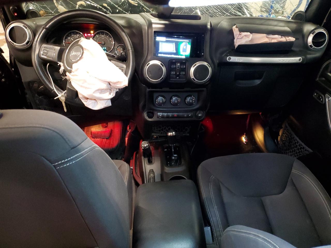 1C4BJWEG1DL502535 2013 Jeep Wrangler Unlimited Sahara