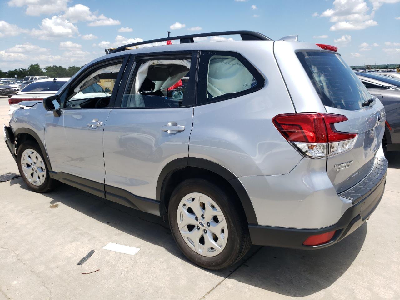 2020 Subaru Forester vin: JF2SKADC3LH568747