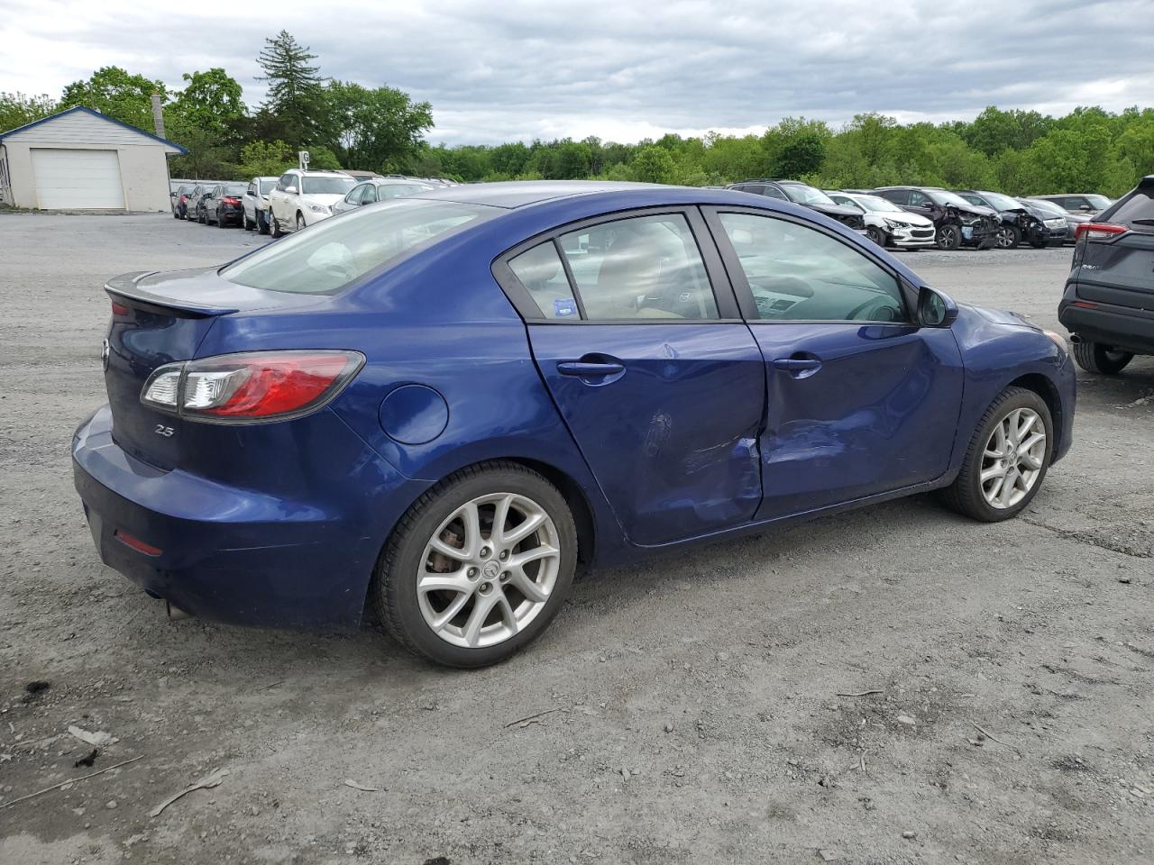 JM1BL1V61C1509385 2012 Mazda 3 S