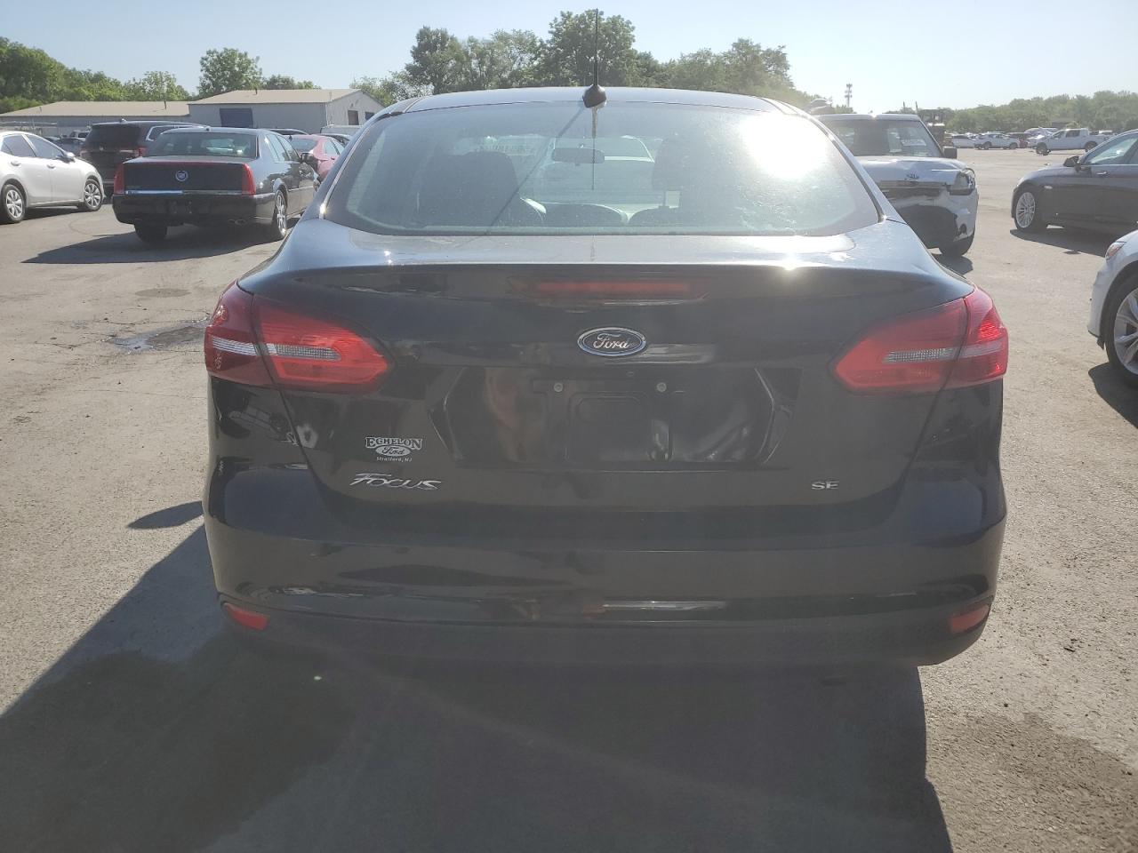 1FADP3F23HL293805 2017 Ford Focus Se