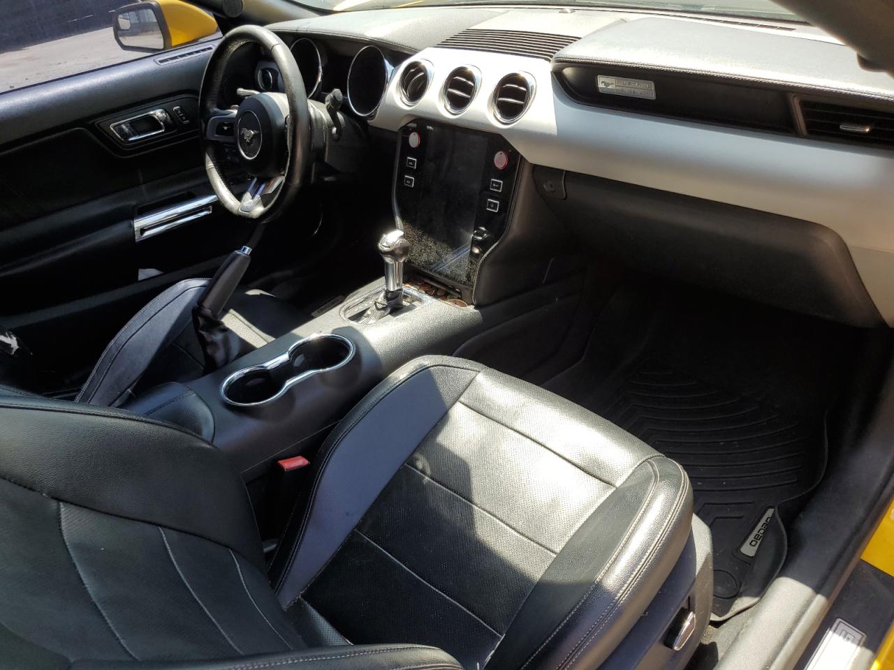 1FATP8UHXF5392901 2015 Ford Mustang