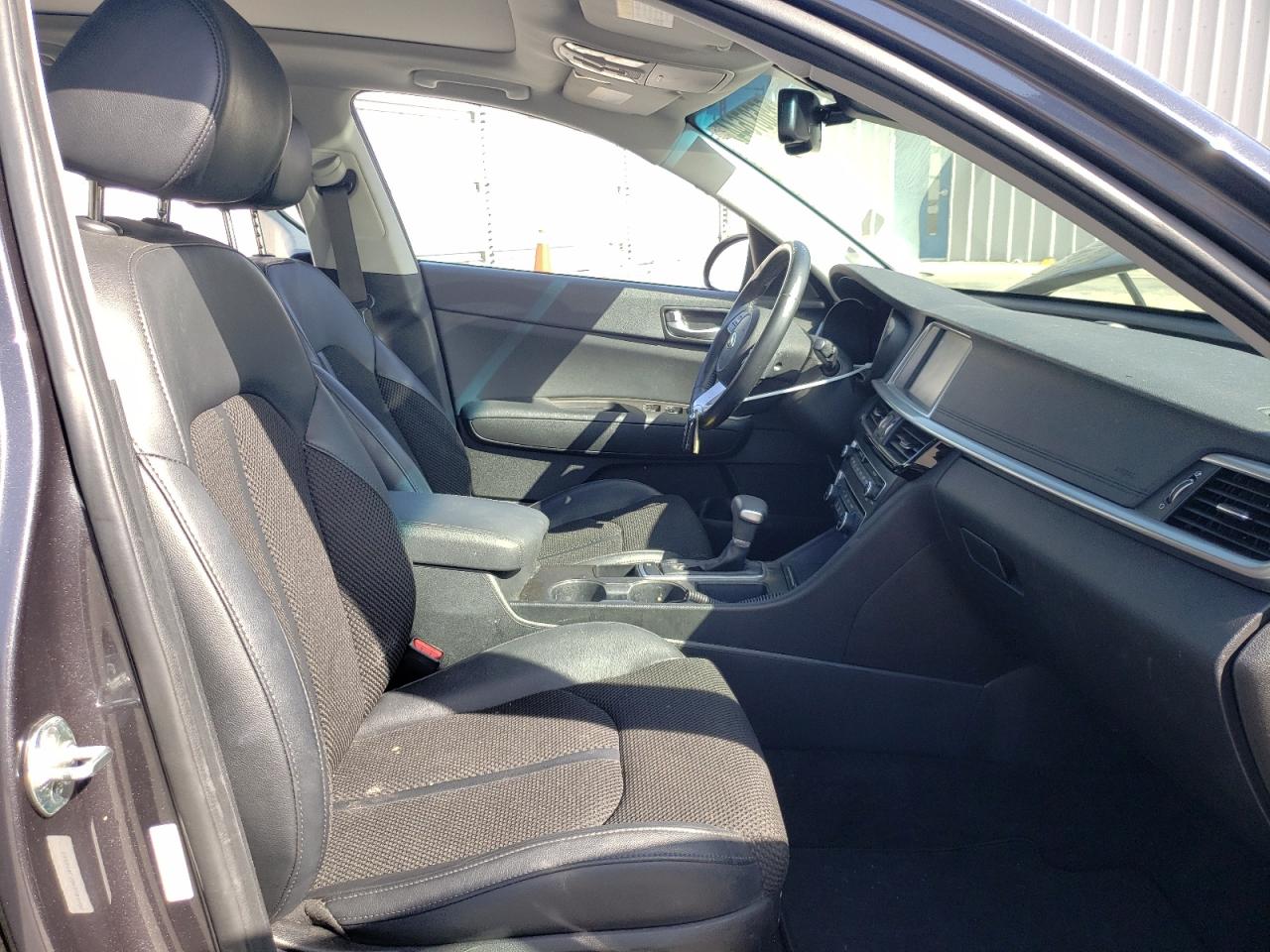 5XXGT4L30KG284685 2019 Kia Optima Lx