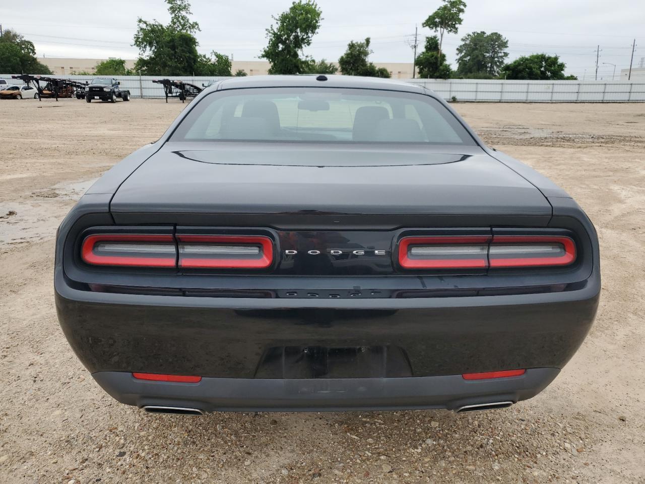 2C3CDZAGXFH740147 2015 Dodge Challenger Sxt