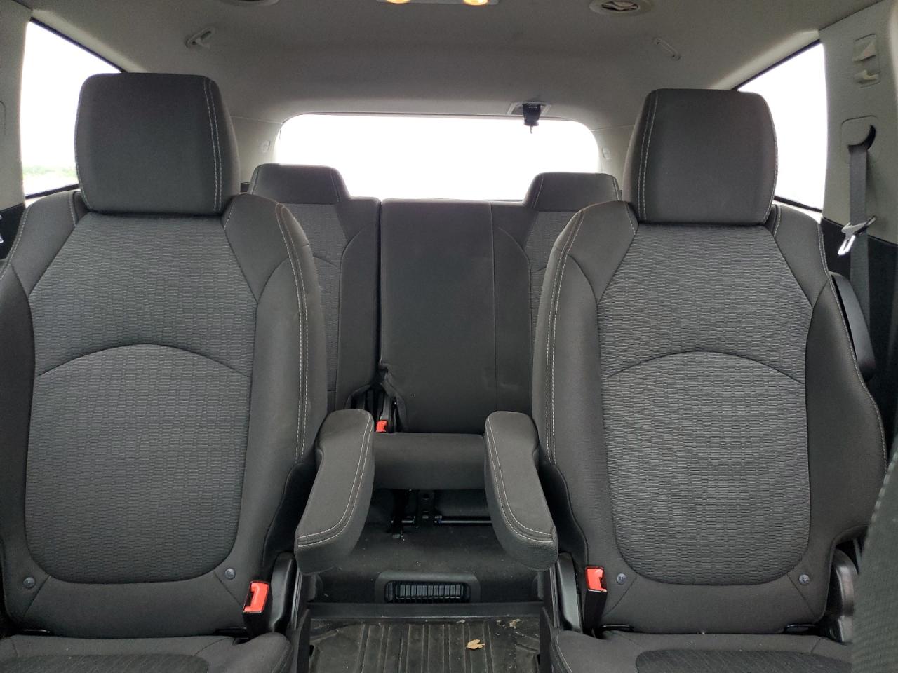 1GNKRGKD7HJ250078 2017 Chevrolet Traverse Lt