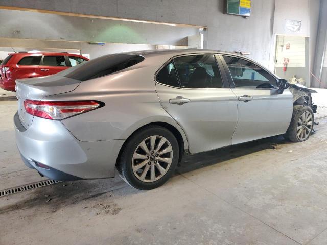 VIN 4T1B11HK6JU061862 2018 Toyota Camry, L no.3