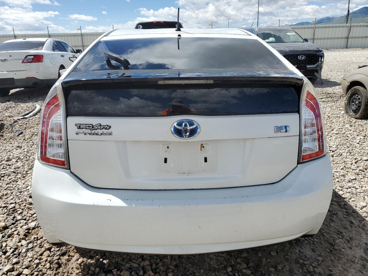 JTDKN3DU7E1764115 2014 Toyota Prius