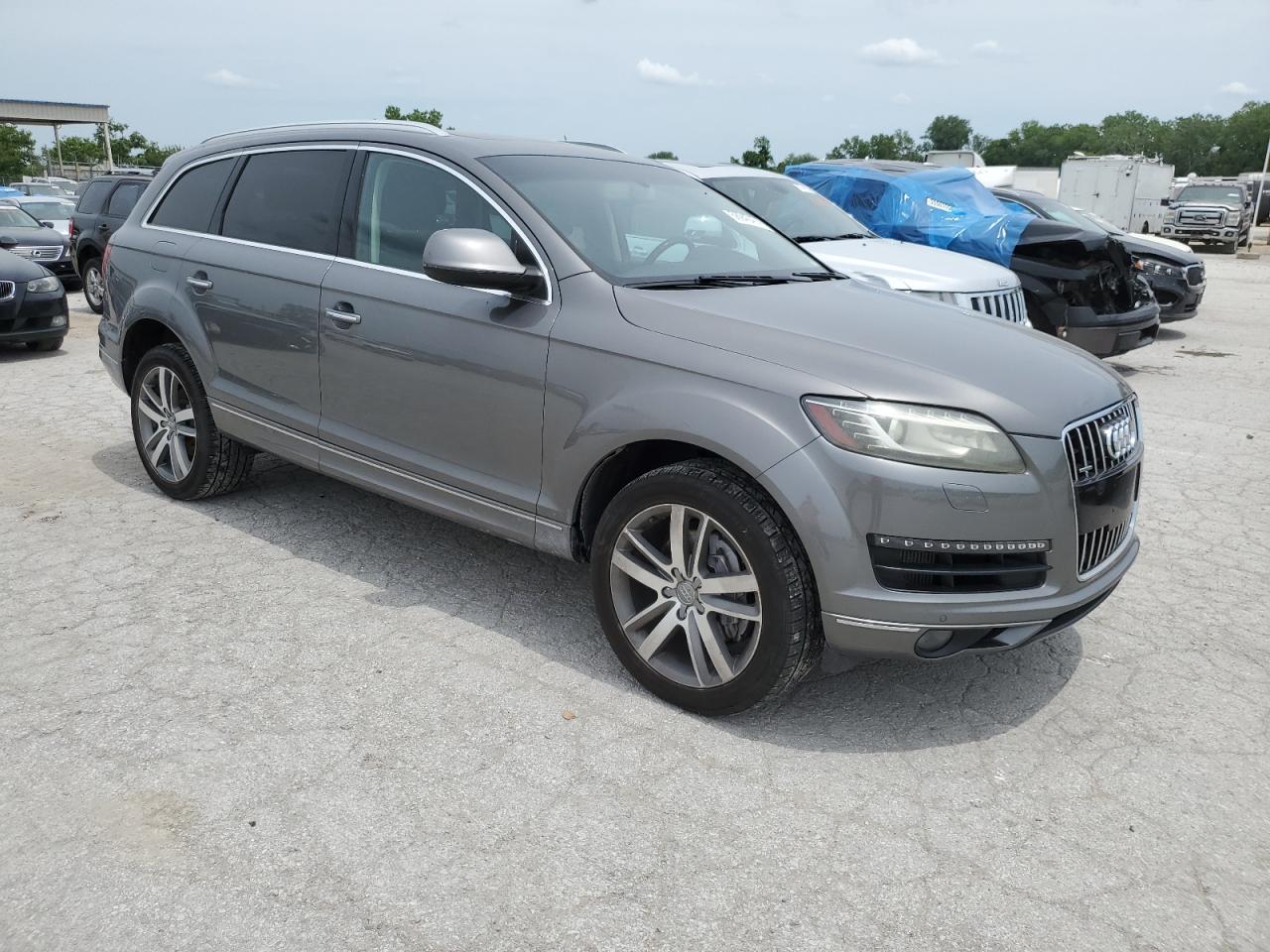 WA1LMAFE2BD005734 2011 Audi Q7 Premium Plus