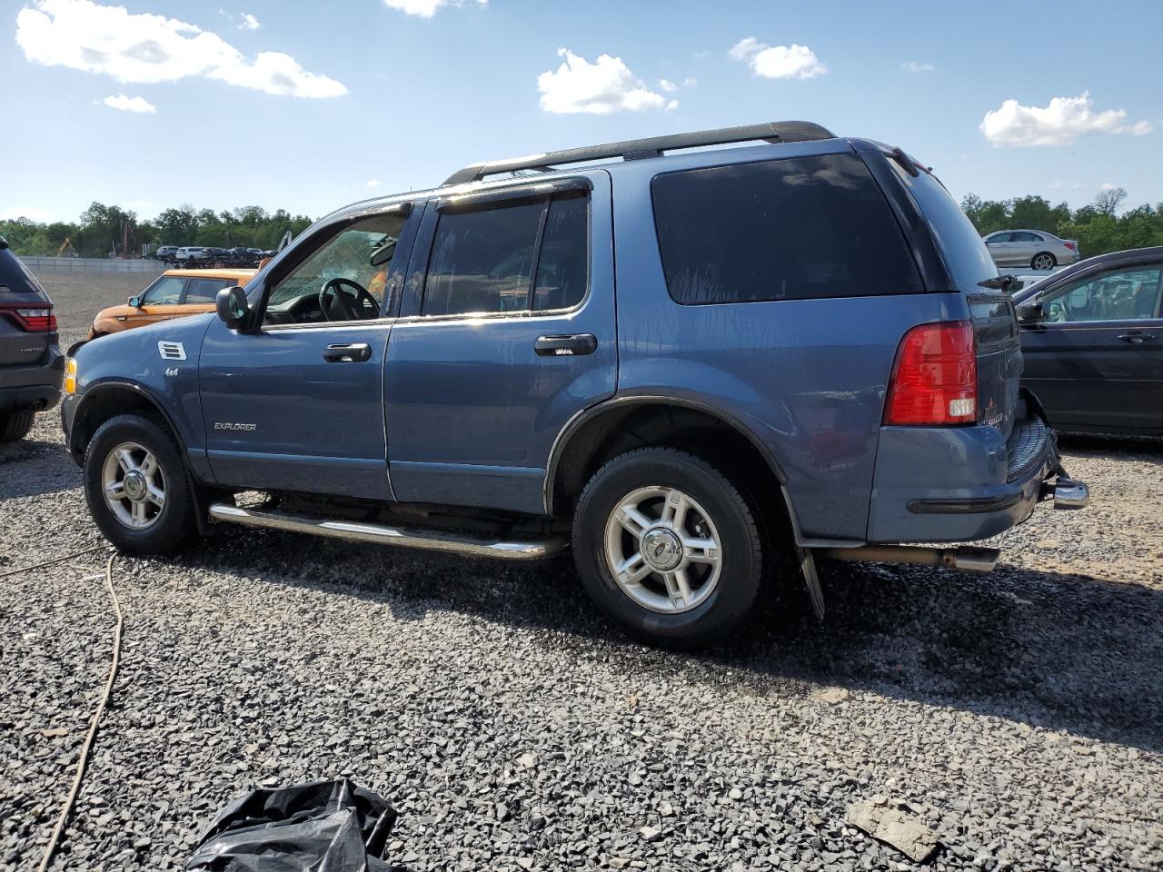 1FMZU73E75ZA03777 2005 Ford Explorer Xlt