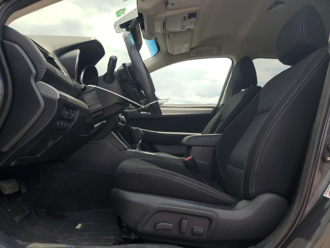 4S4BSAFC6K3368237 2019 Subaru Outback 2.5I Premium