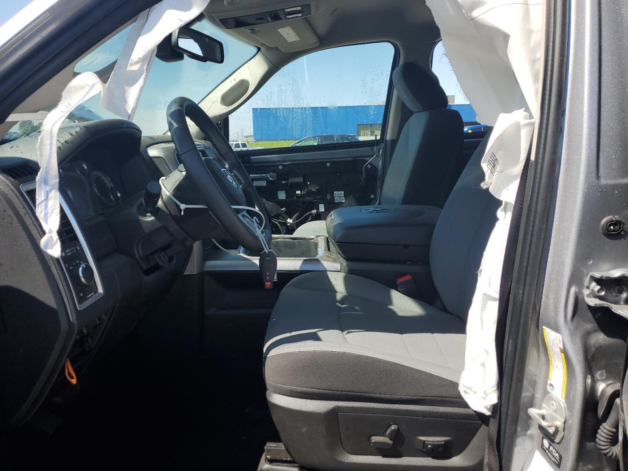 1C6RR7LG9PS580711 2023 Ram 1500 Classic Slt