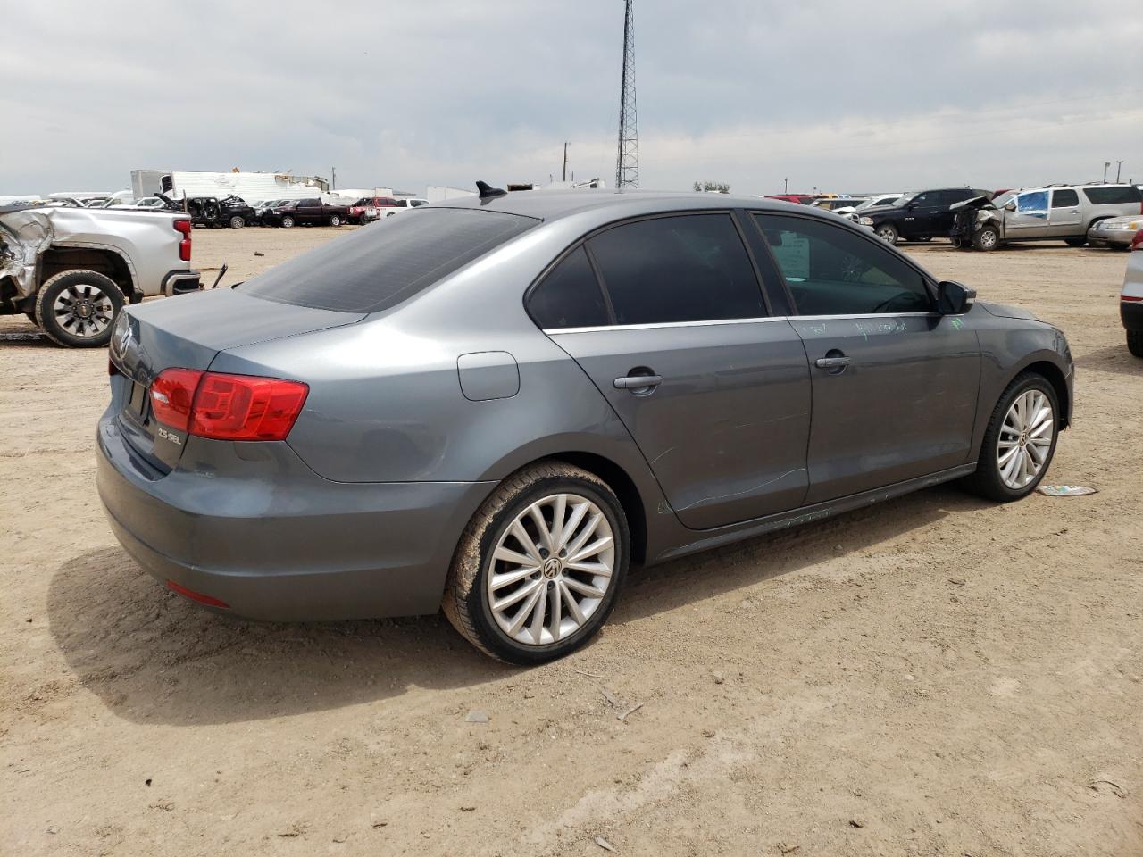 3VWLX7AJXDM364502 2013 Volkswagen Jetta Sel