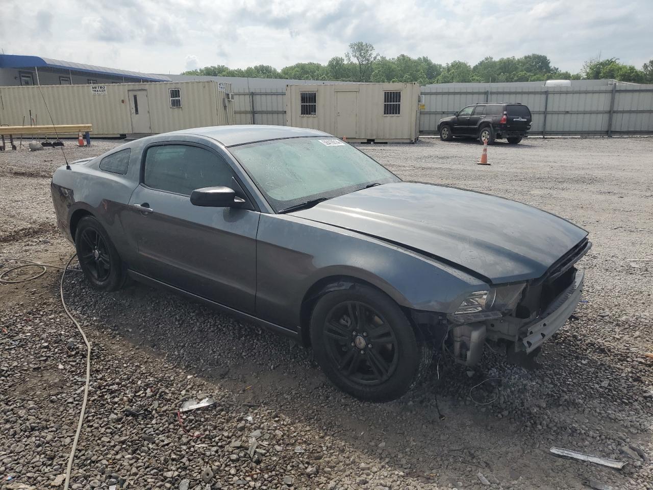 2014 Ford Mustang vin: 1ZVBP8AM0E5280319