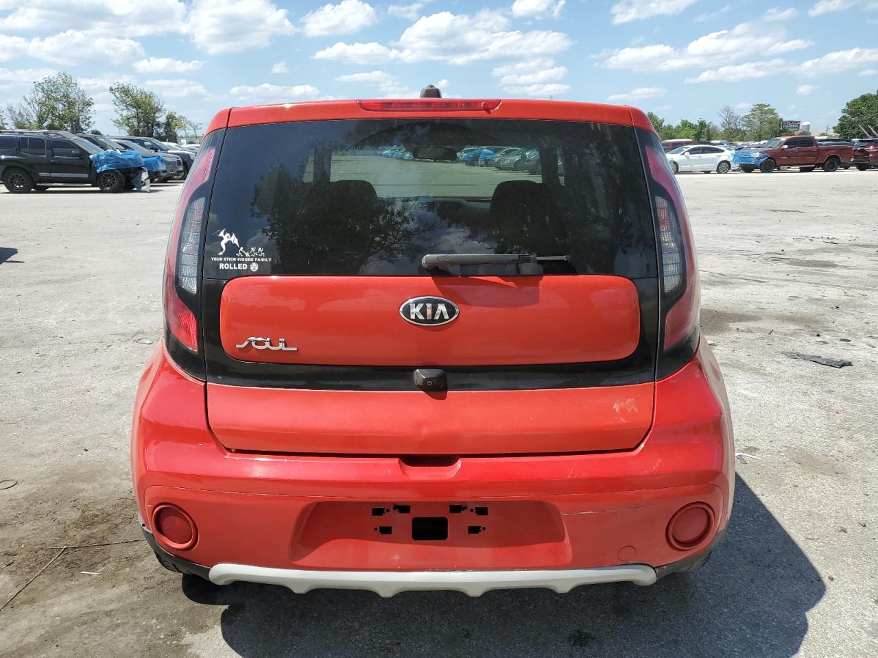 KNDJP3A59K7638088 2019 Kia Soul +