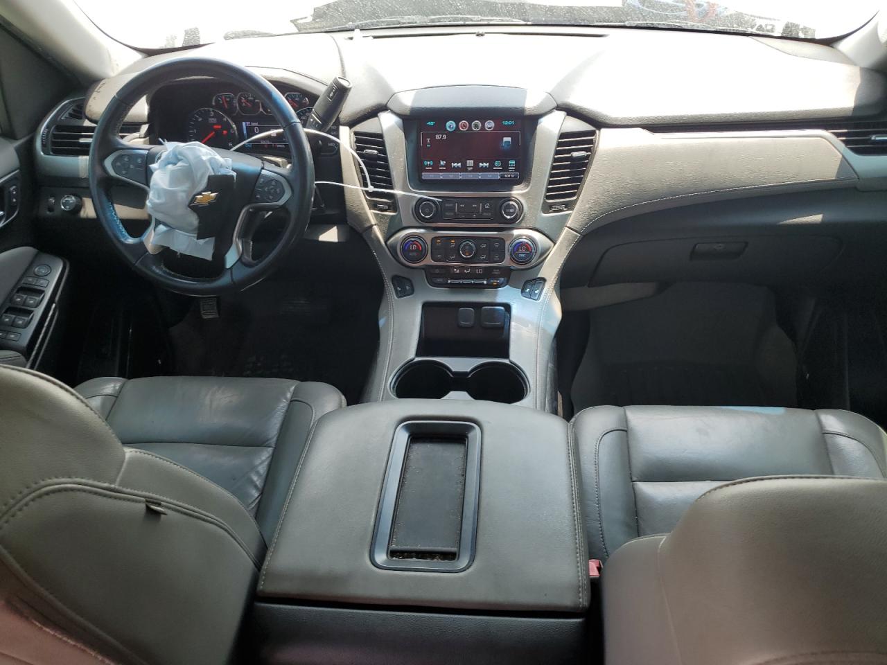 1GNSCHKC6KR207066 2019 Chevrolet Suburban C1500 Lt