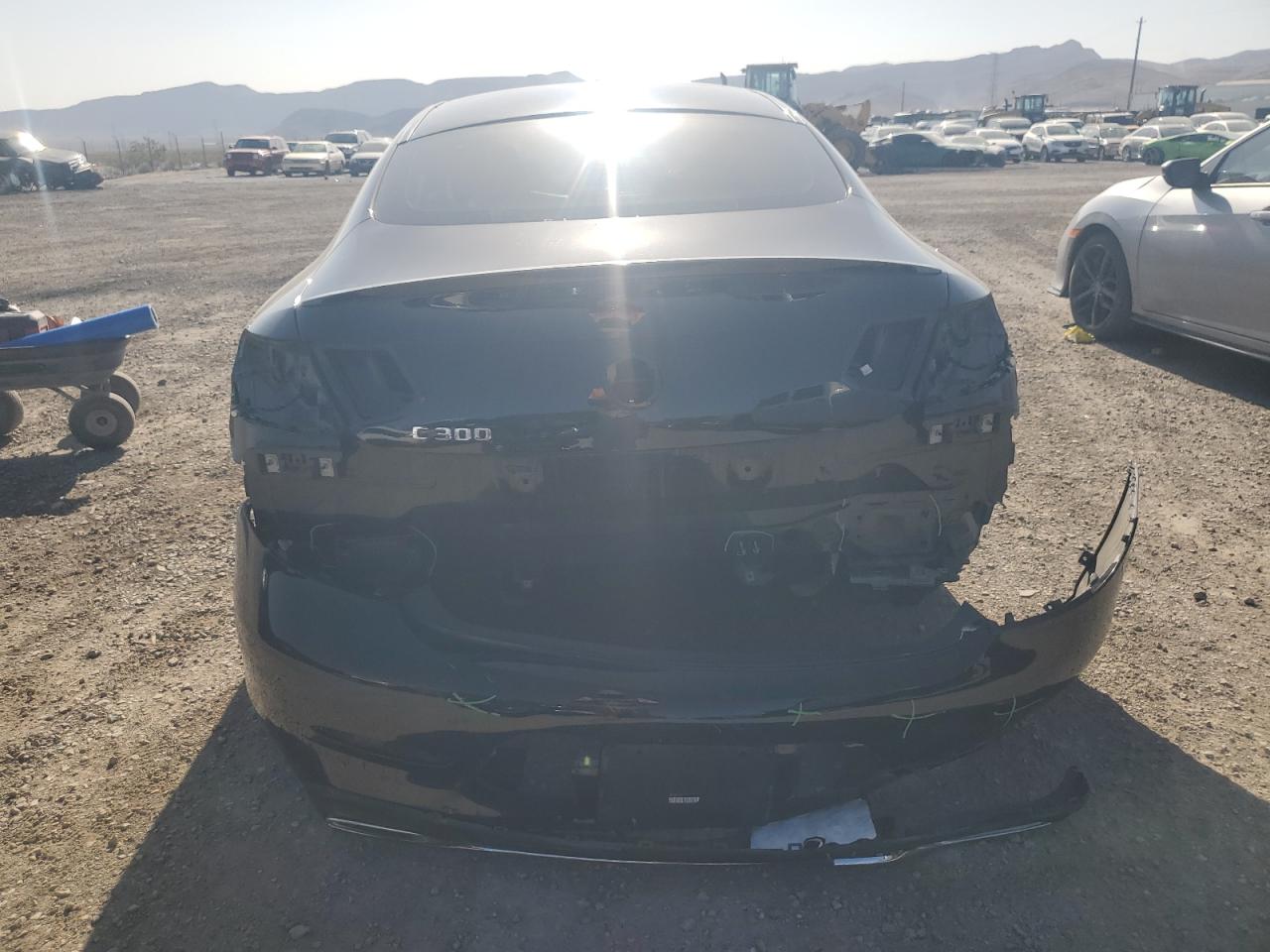 WDDWJ4JB6HF425106 2017 Mercedes-Benz C 300