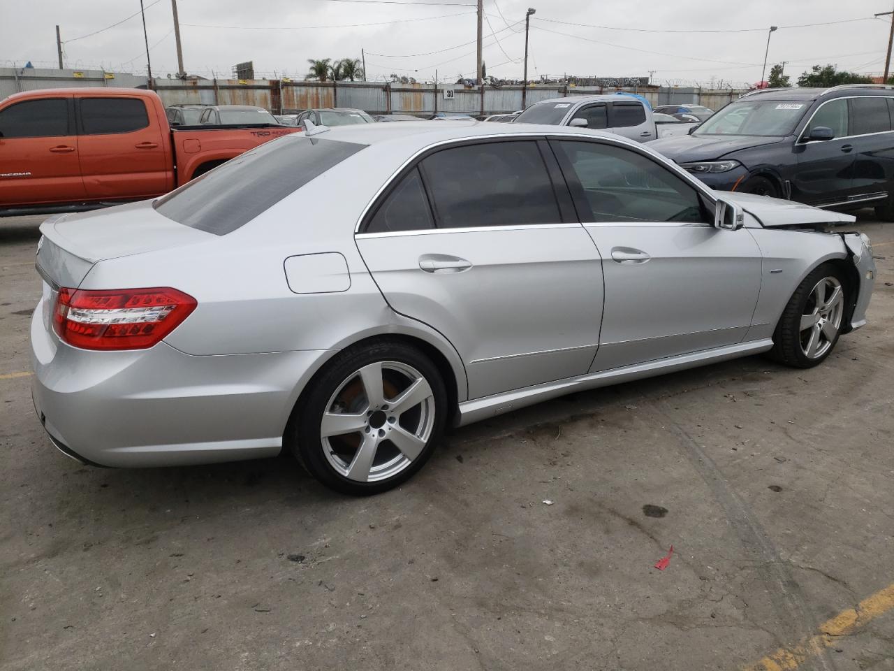 2012 Mercedes-Benz E 350 vin: WDDHF5KB5CA621624