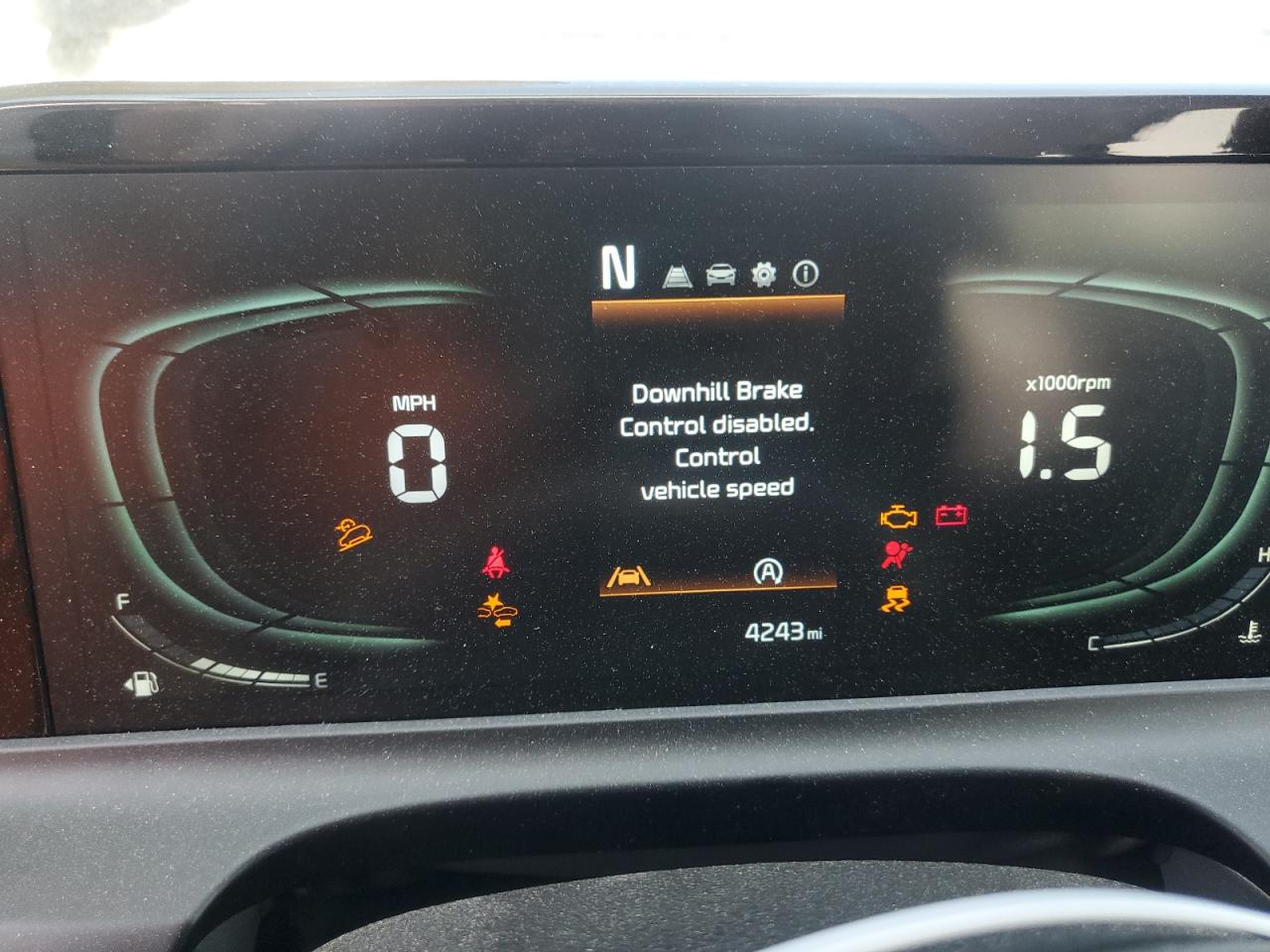 KNDEPCAAXR7594496 2024 Kia Seltos Lx