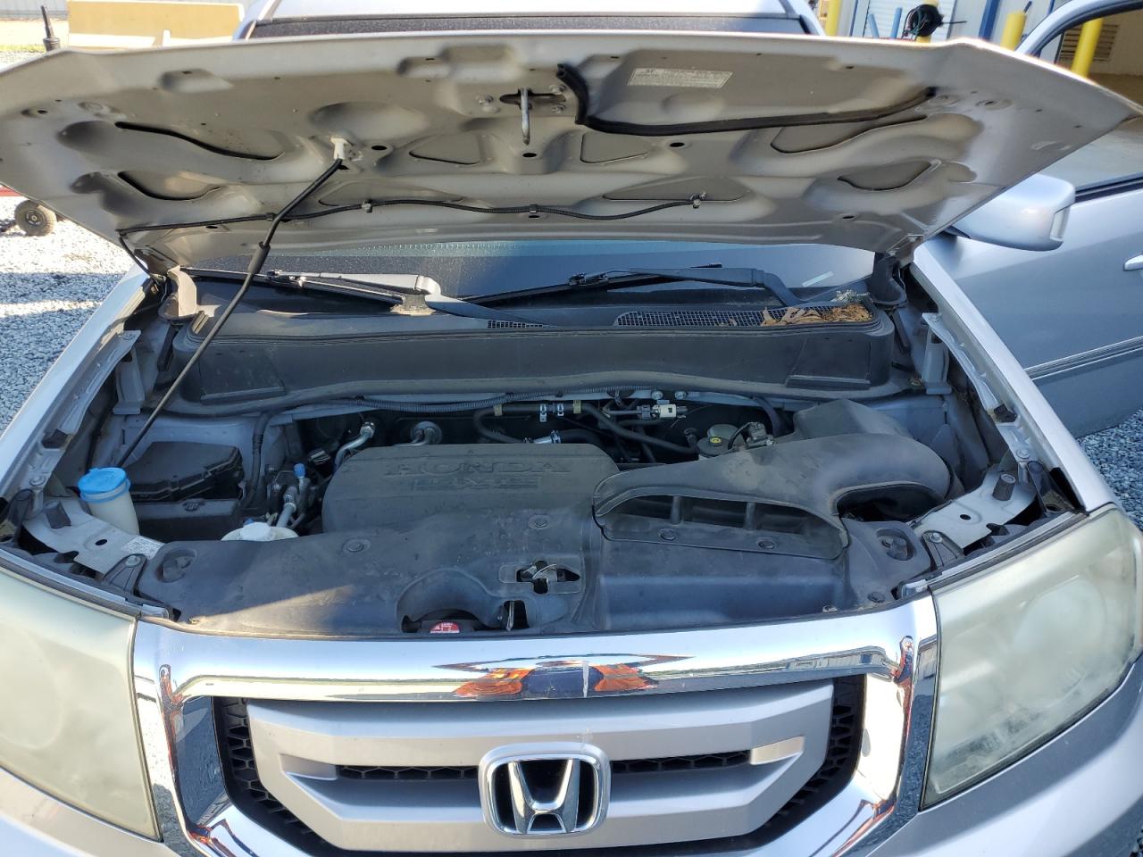 5FNYF4H91BB032469 2011 Honda Pilot Touring