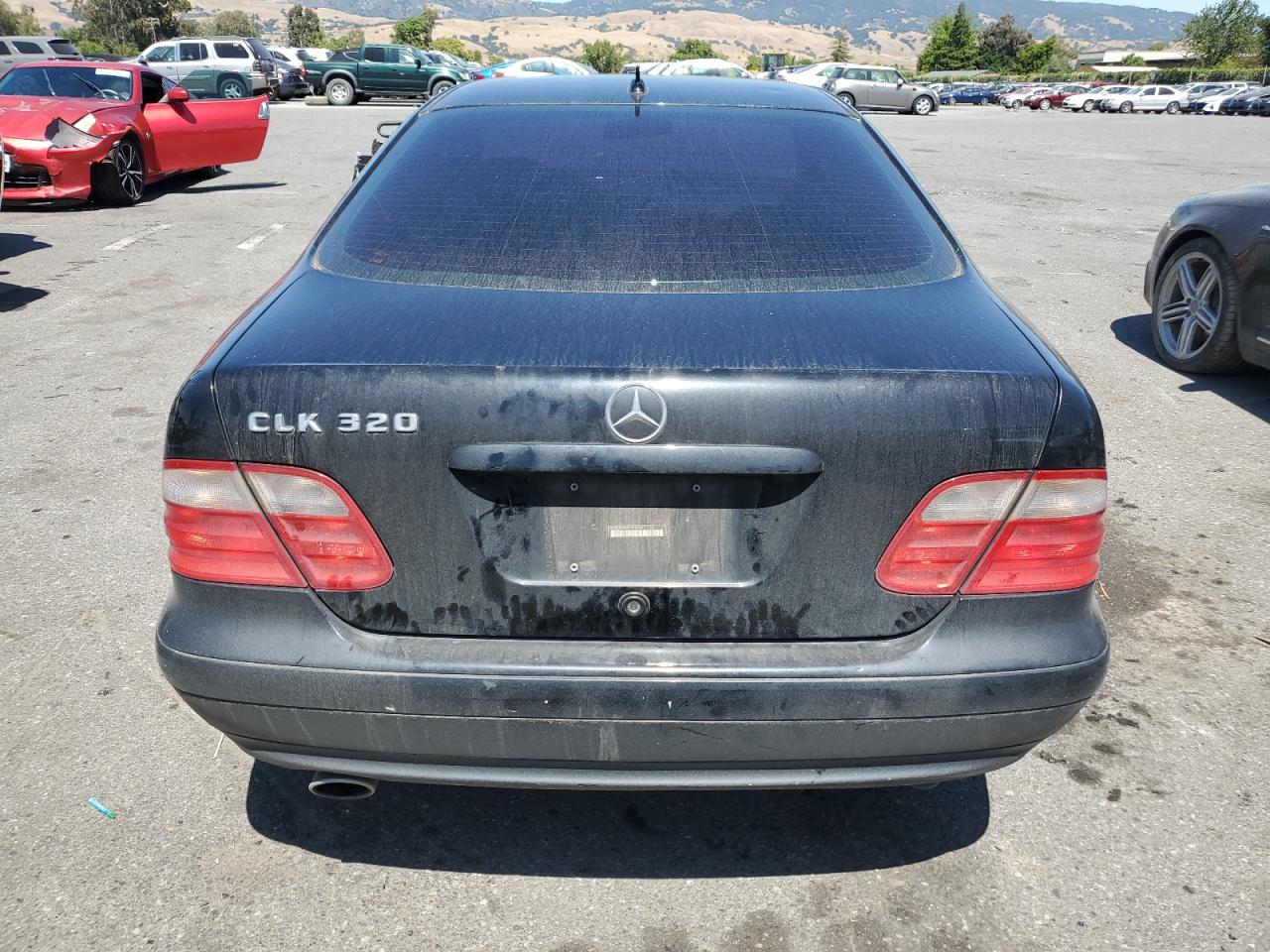 WDBLJ65G61F183825 2001 Mercedes-Benz Clk 320