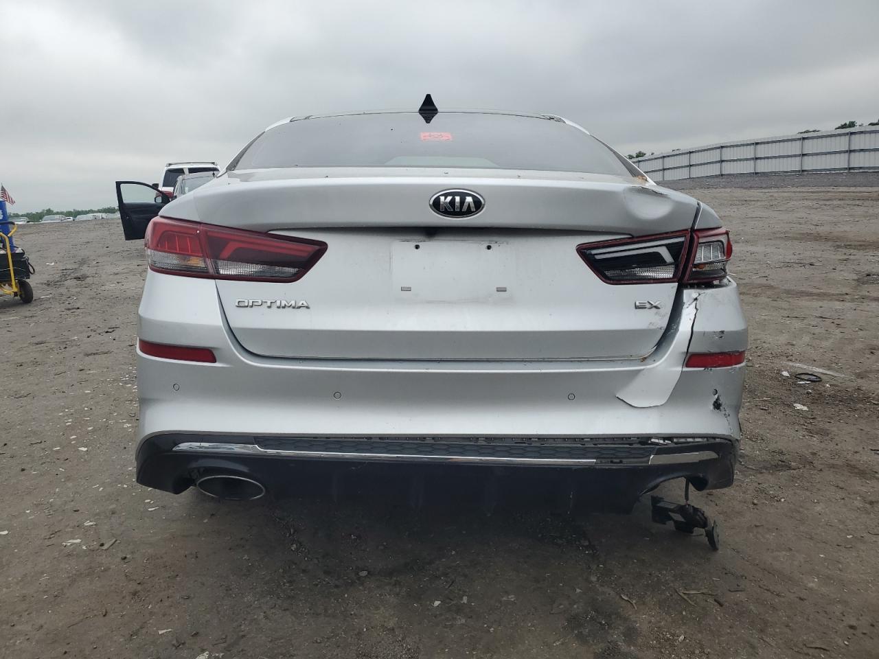 5XXGU4L11KG338779 2019 Kia Optima Ex