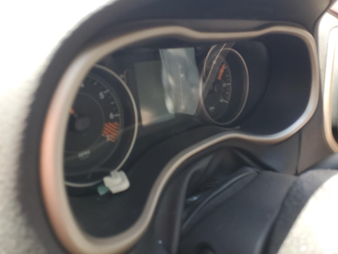 1C4PJLCB0FW607676 2015 Jeep Cherokee Latitude